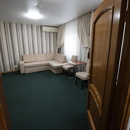 Hotel Lama 2-3