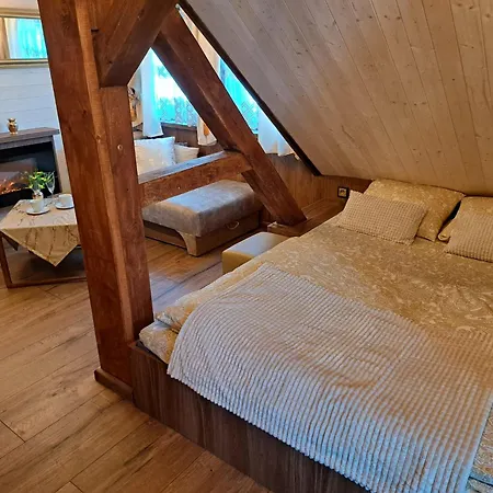 Dworek Biała Dama Klimatyczne Pokoje-3