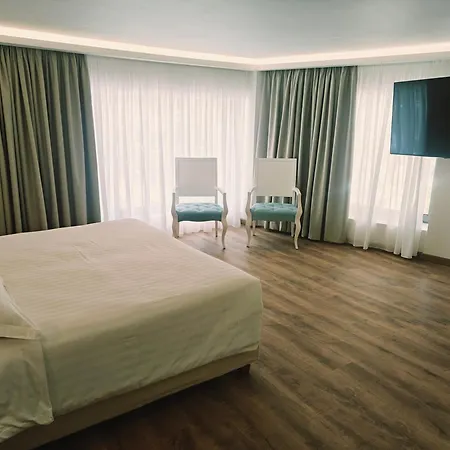 Ibiscus Hotel-2