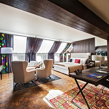 Hotel Bristol Tradition And Luxury-3