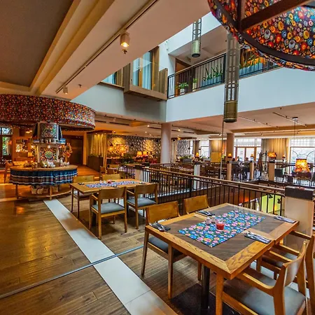Hotel Bristol Tradition And Luxury-2