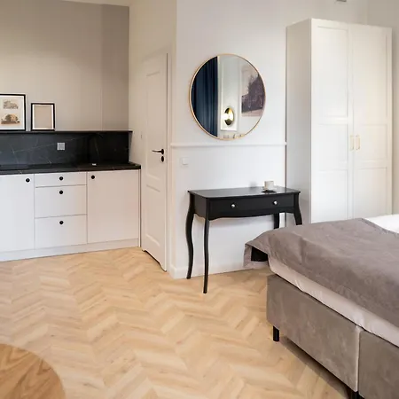 Stara Drukarnia Aparthotel-3