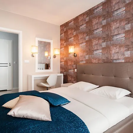 Exclusive Aparthotel-3