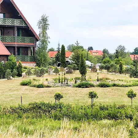 Hotelik Mazurska Chata przyjazny dzieciom-3