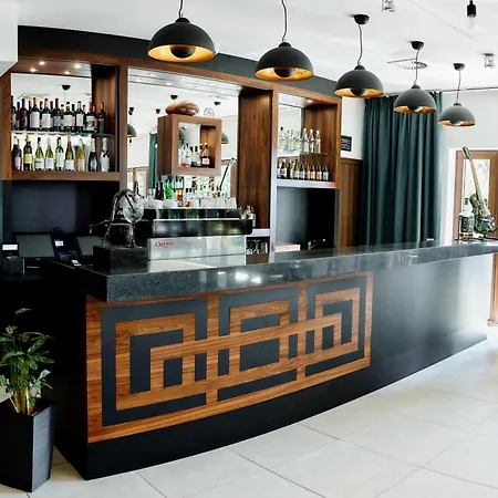Hotel M Club Lake Resort-2