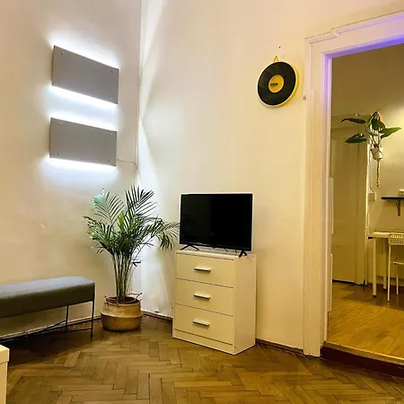 Roller Aparthotel-2
