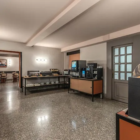 Madison Hotel-2