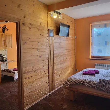 Apartamenty i pokoje gościnne Nowita-3