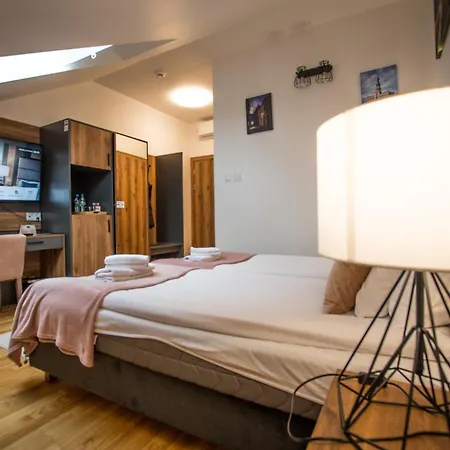 Hotel Sukcesor-2