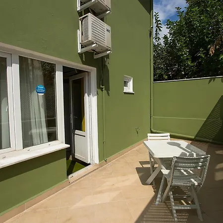 Mini Harem Hotel-3