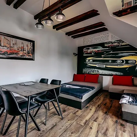 Jantarvia Car Museum , Pasja i Wypoczynek miejsce z klimatem-3