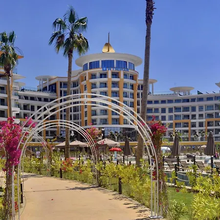 Azura World Hotel-3
