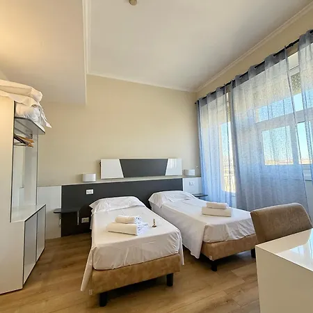 Hotel Laura-2
