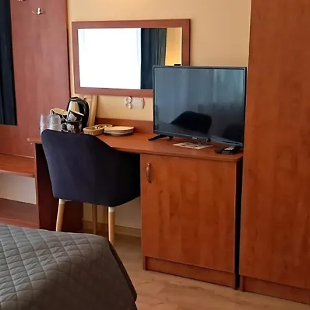 Gościniec pod Polną Różą 2-3