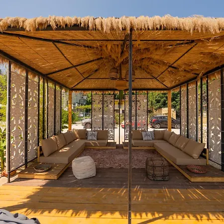 Aqua View Spa Boutique Hotel-3