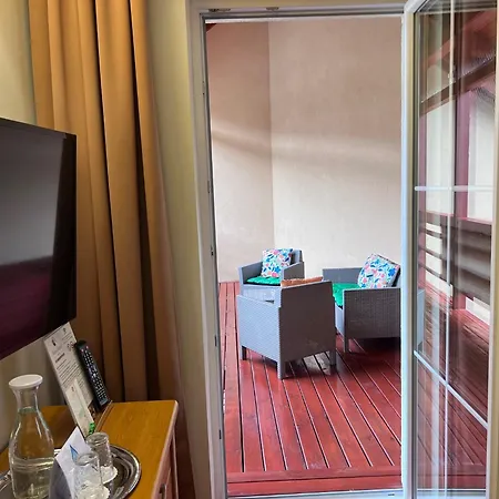 Aura - Hotel & Restaurant & Sauna-2
