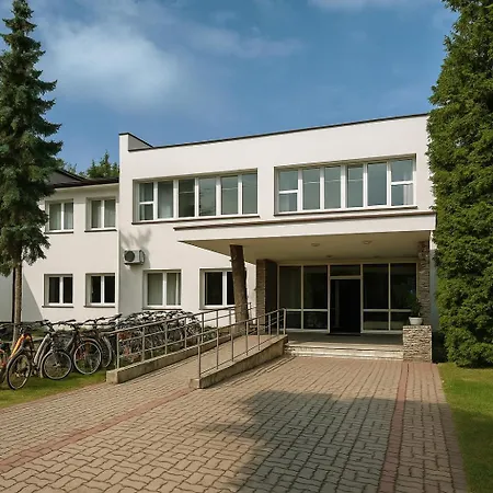 Ośrodek Wczasowy Mega - pokoje przy promenadzie-3