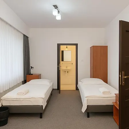 Hotel Junior 2-2