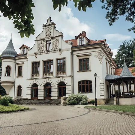 Pałac Polanka-3