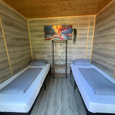 Easy Lodges Berlin-3