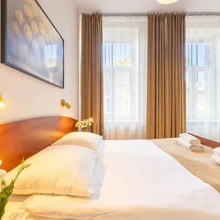 Hotel Lothus-3