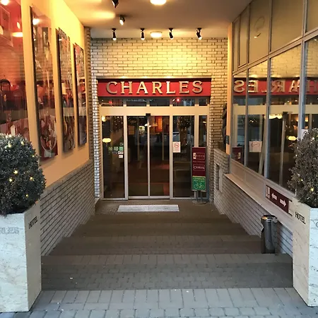 Hotel Charles-2