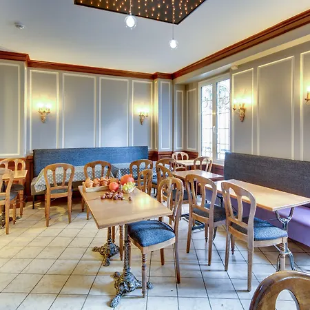 Grand Hotel Des Gobelins-3