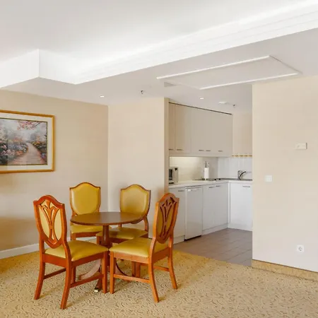 Millennium Court, Budapest - Marriott Executive Apartments-2