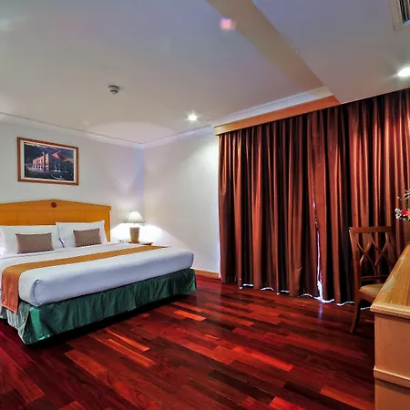 Admiral Suites Bangkok-2