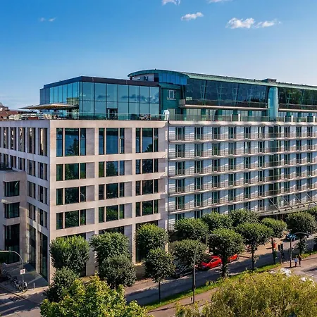 Le Meridien Hamburg-2