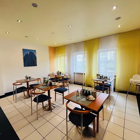 Hotel Niederraeder Hof-2