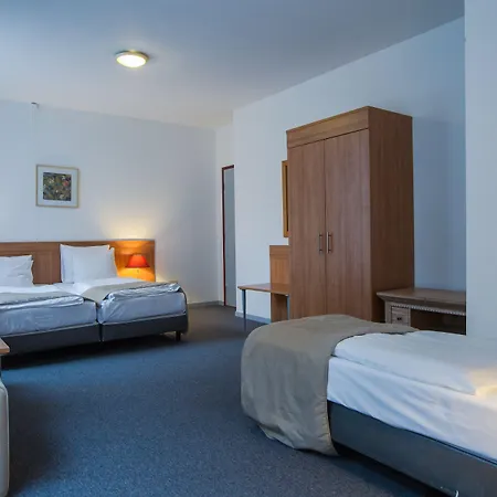 Rho Hotel-2
