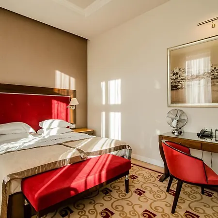 Hotel Dyplomat-2