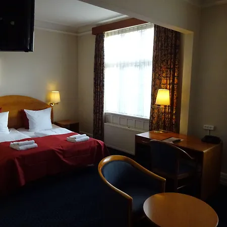 City Hotel Nebo-2