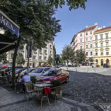 Sibelius Apartments Prague - Art Nouveau Residence 1902-2
