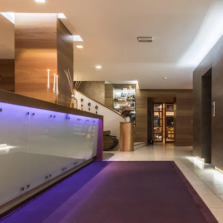 Majestic Hotel-2