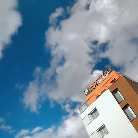 Hotton Hotel-3