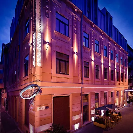 Opera Garden Hotel & Apartments-3
