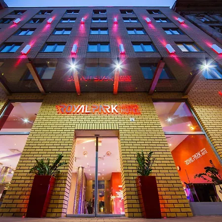 Royal Park Boutique Hotel-2