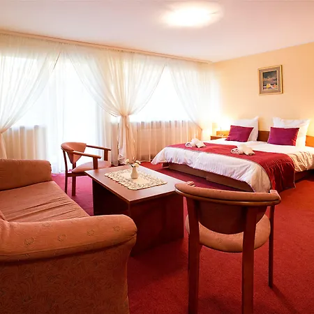 Grand Laola Spa-3