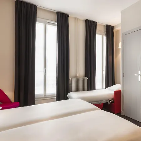 Hotel Des Ecrivains-2