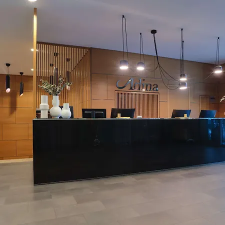 Adina Apartment Hotel Berlin Hackescher Markt-3