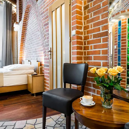 Aparthotel Stare Miasto-2