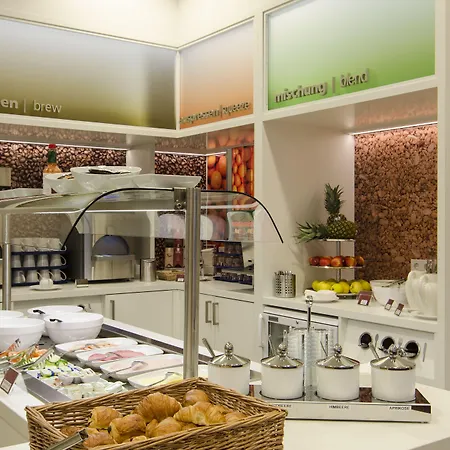 Hampton By Hilton Nuernberg City Center-2