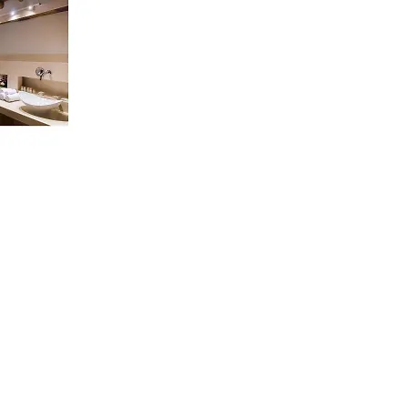 Grand Master Suites-3