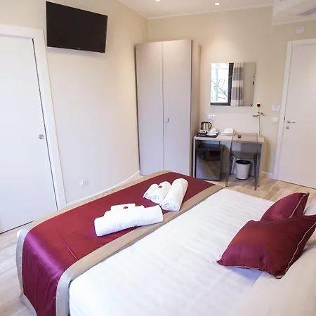 Leonardo Da Vinci Guest House-2