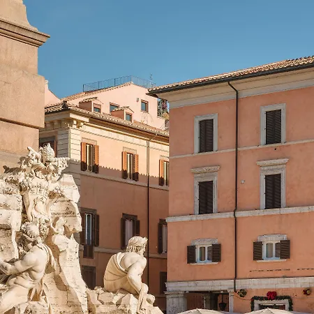 Rhea Silvia Luxury Navona-3