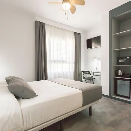 Bajondillo Beach Cozy Inns-3