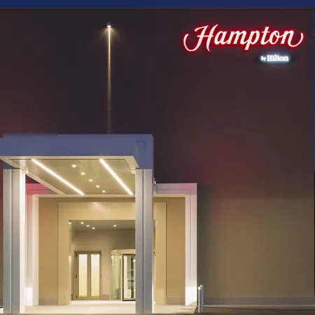 Hampton By Hilton Rome East-2