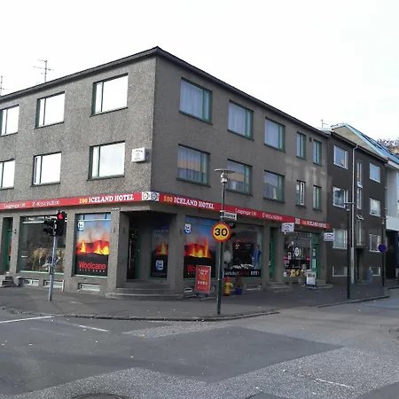 100 Iceland Hotel-3